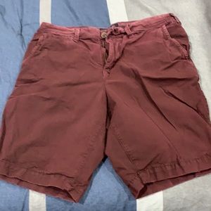 American Eagle shorts size 30
